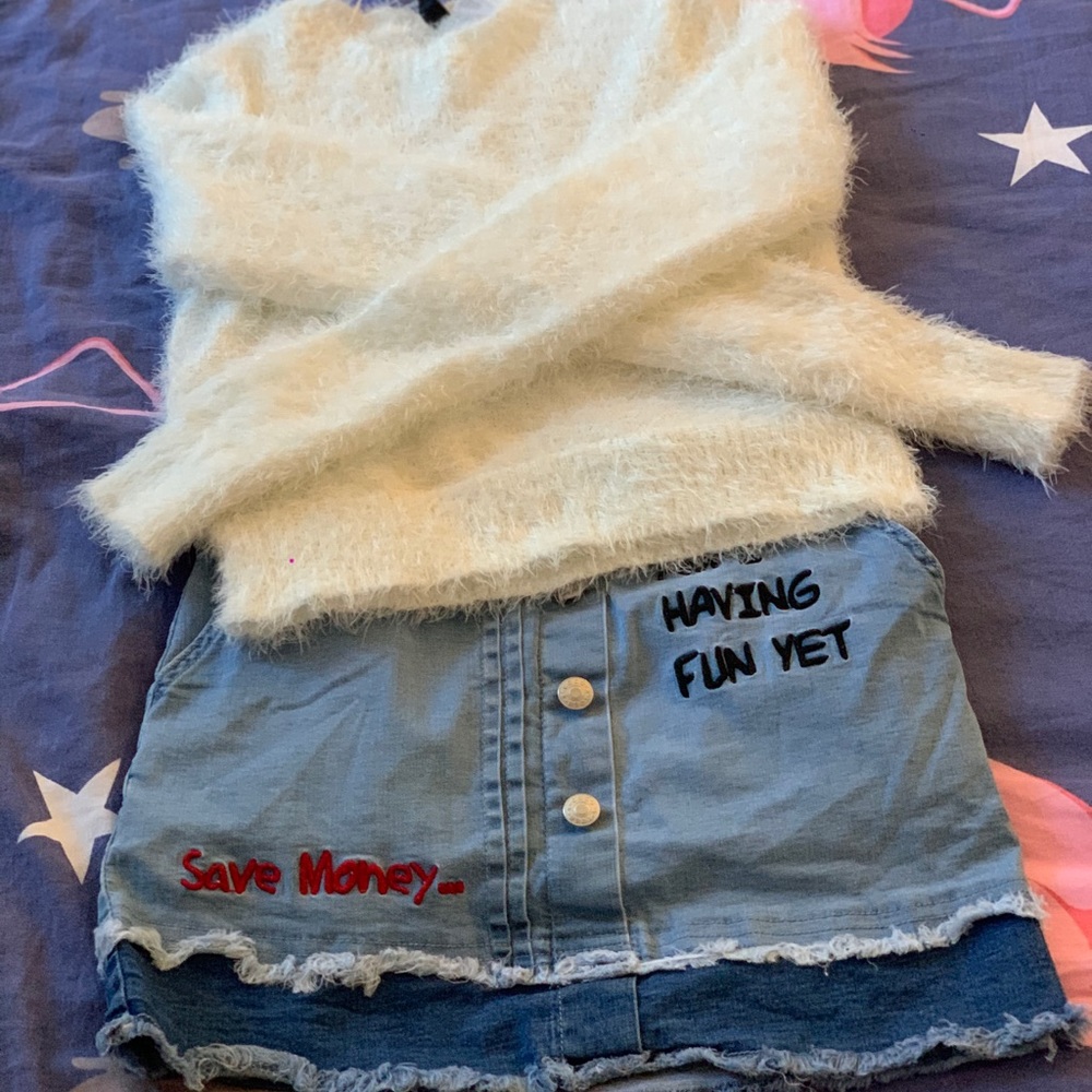CHILDREN AND WOMEN’S CLOTHES